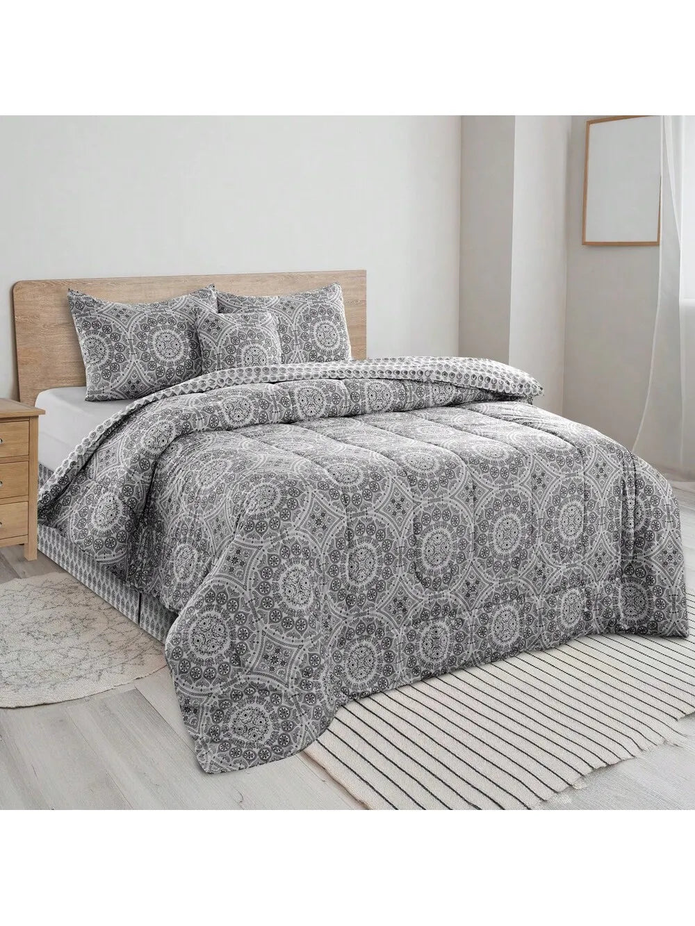 LUX Décor Reversible 5pc Comforter Set,