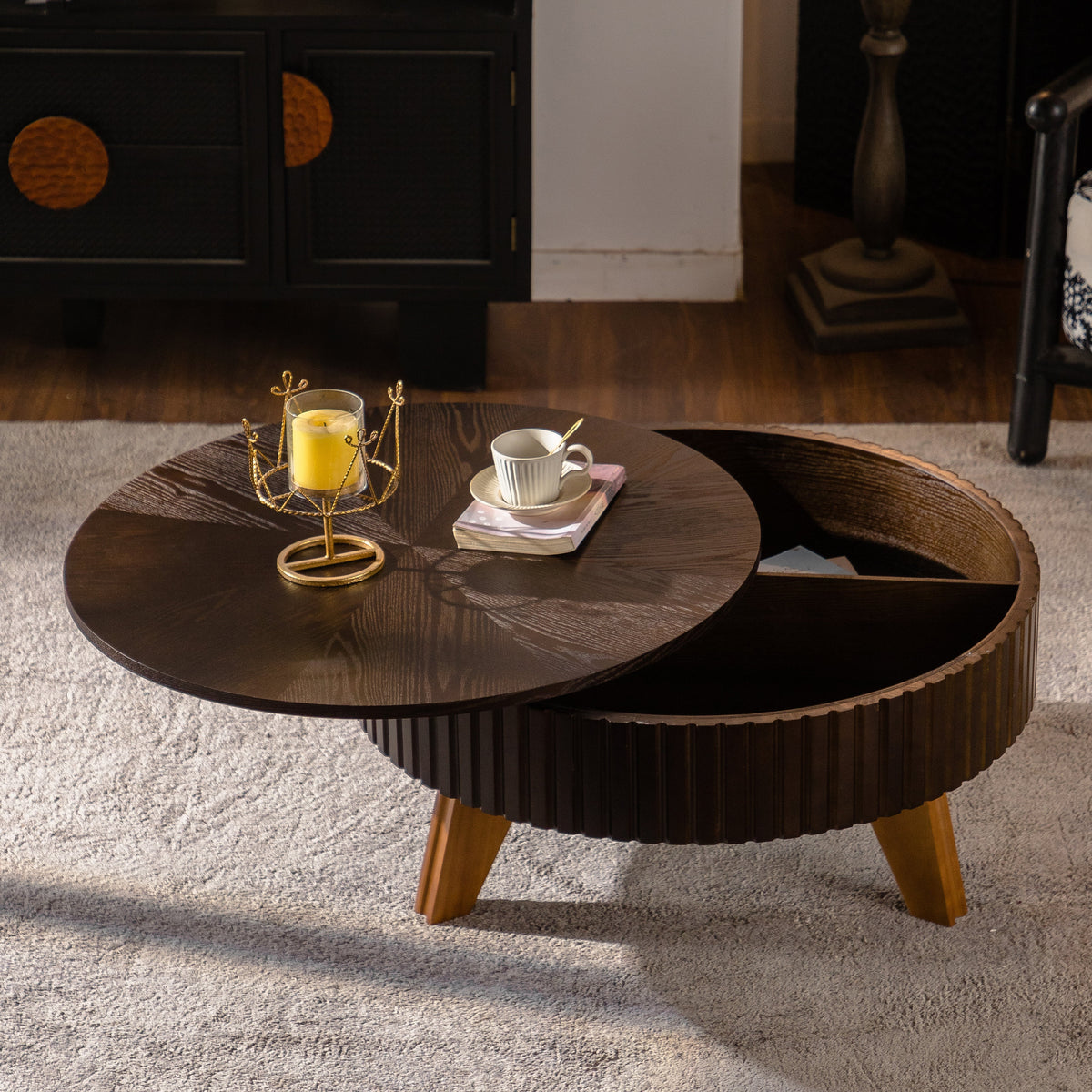 31.5" Retro Round Coffee Table with Storage Space